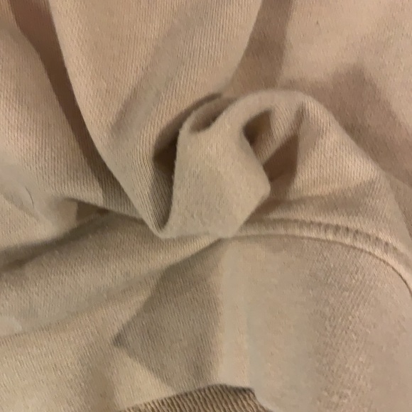 Forever 21 cream colored crew neck - Picture 4 of 5